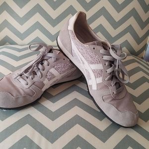 Asics Tiger Sneakers